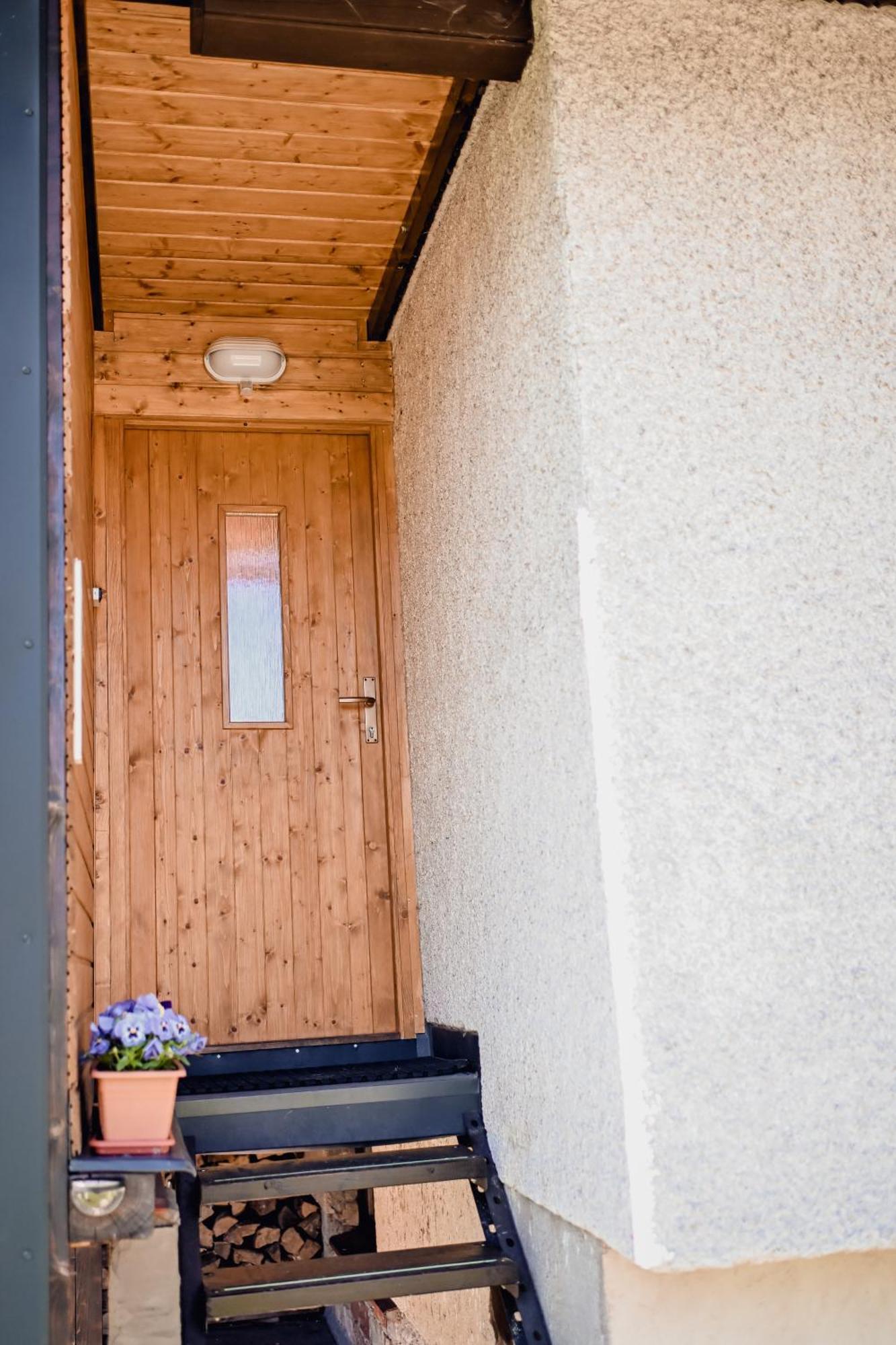Apartman Pod Zalym Benecko Exterior foto